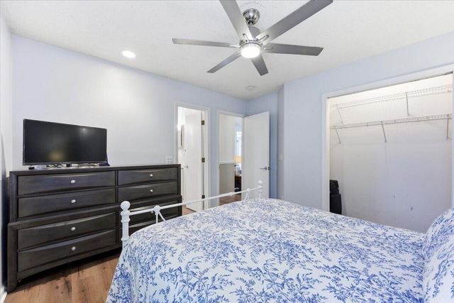 227 Hoylake Court, Charleston, SC 29414