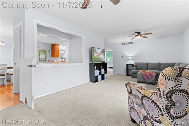 920 Del Sher Drive, Brighton, MI 48114