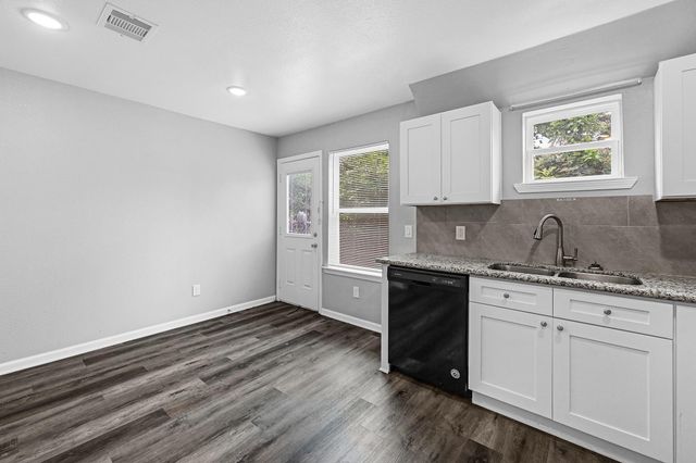 513 Avenue I B, Conroe, TX 77301