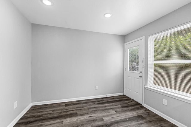 513 Avenue I B, Conroe, TX 77301