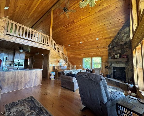 476 Browns Lane, Newport, OH 45768