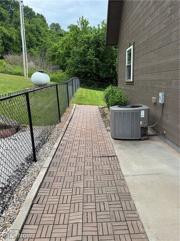 476 Browns Lane, Newport, OH 45768