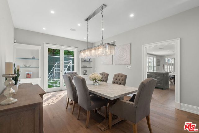 1460 N Doheny Drive, Los Angeles, CA 90069