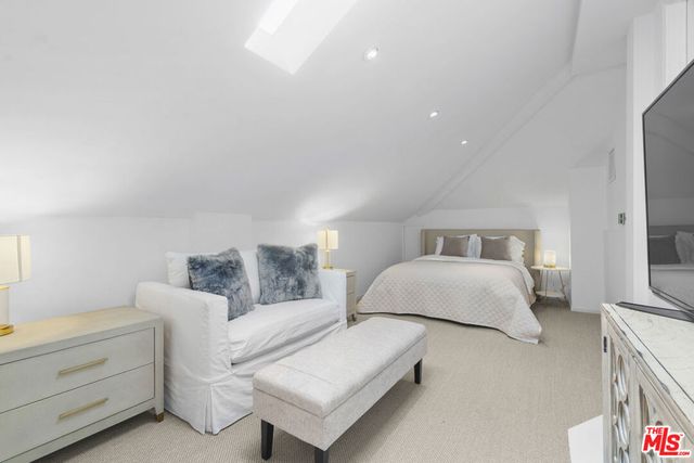 1460 N Doheny Drive, Los Angeles, CA 90069