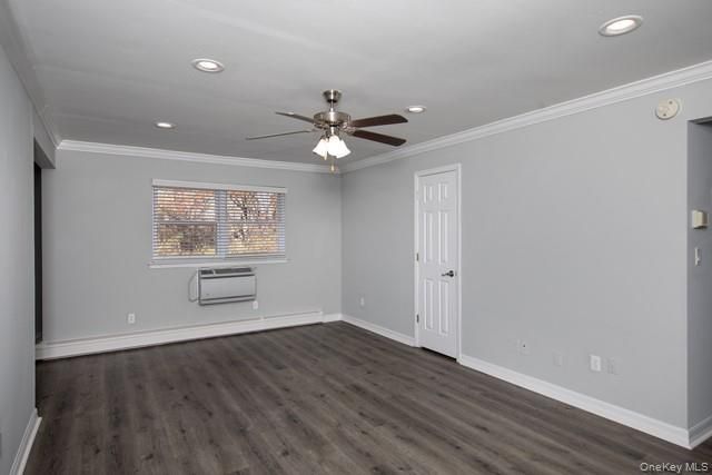 280 Bellmore Avenue 85, East Islip, NY 11730