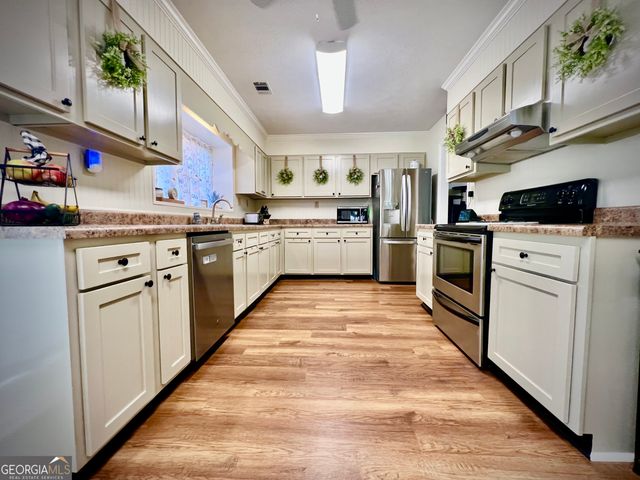 201 Lancelot Lane, Dublin, GA 31021