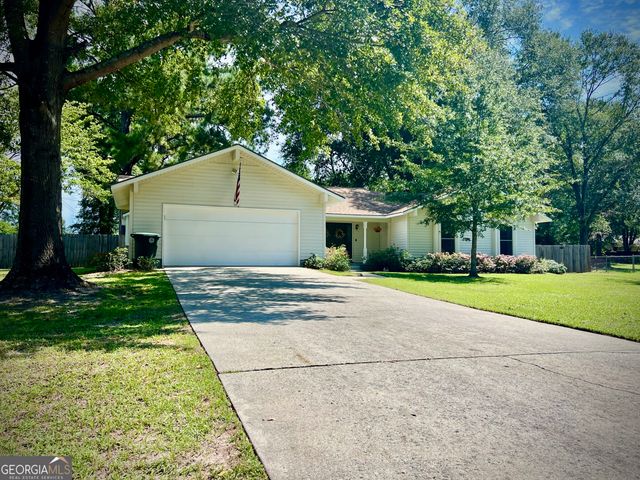 201 Lancelot Lane, Dublin, GA 31021