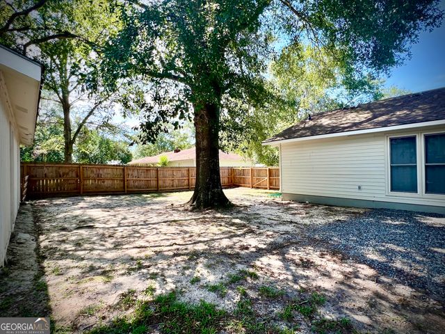 201 Lancelot Lane, Dublin, GA 31021