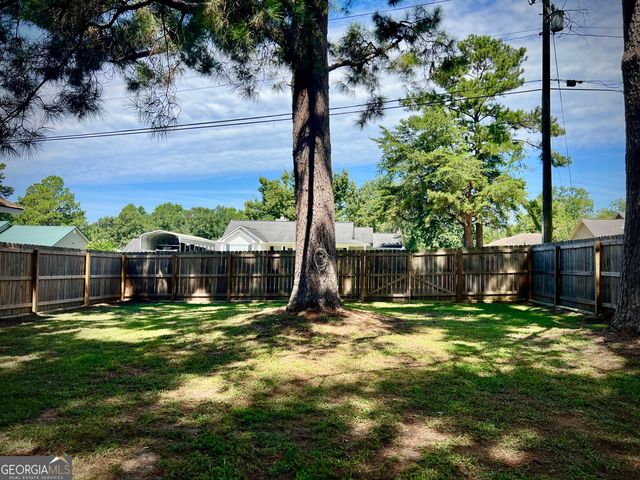 201 Lancelot Lane, Dublin, GA 31021