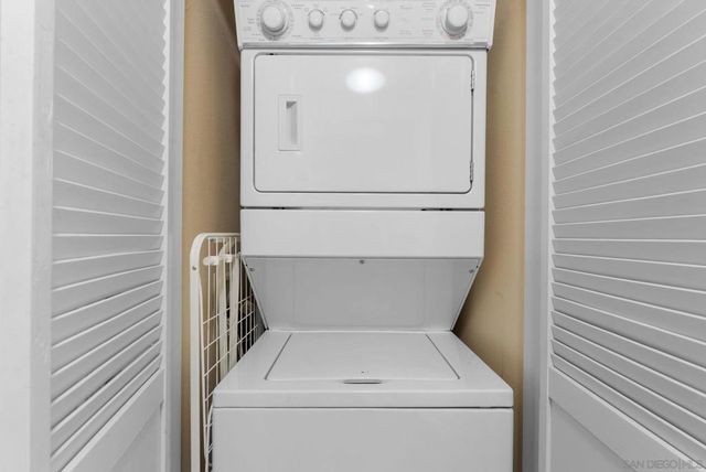 2400 5Th Ave 104, San Diego, CA 92101