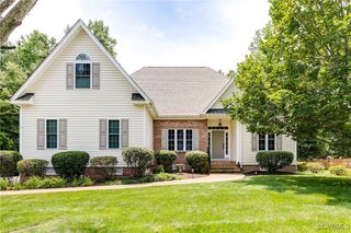 12019 Longfellow Dr, Midlothian, VA 23112