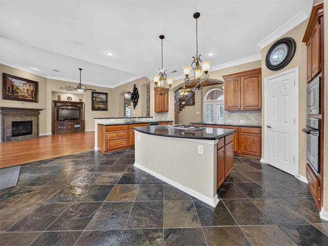 7023 Dusty Rose Circle, Sugar Land, TX 77479