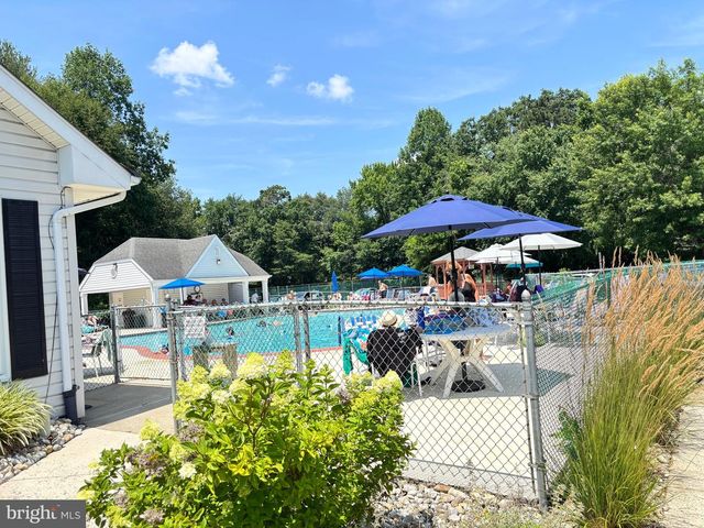 614 BARBADOS DR, Williamstown, NJ 08094