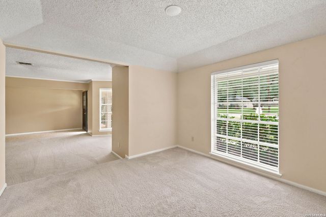 224 Sagecrest Dr, San Antonio, TX 78232