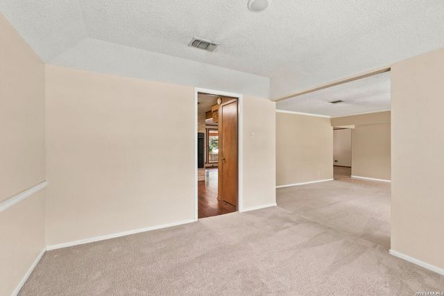 224 Sagecrest Dr, San Antonio, TX 78232