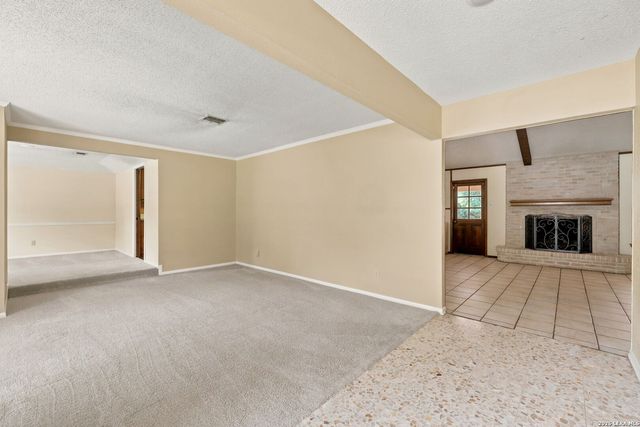 224 Sagecrest Dr, San Antonio, TX 78232
