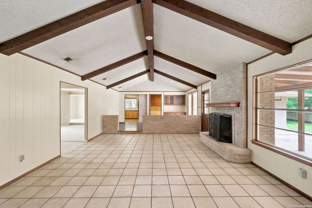 224 Sagecrest Dr, San Antonio, TX 78232
