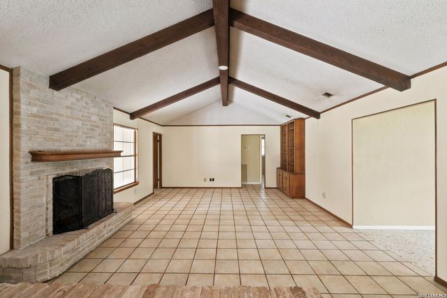224 Sagecrest Dr, San Antonio, TX 78232