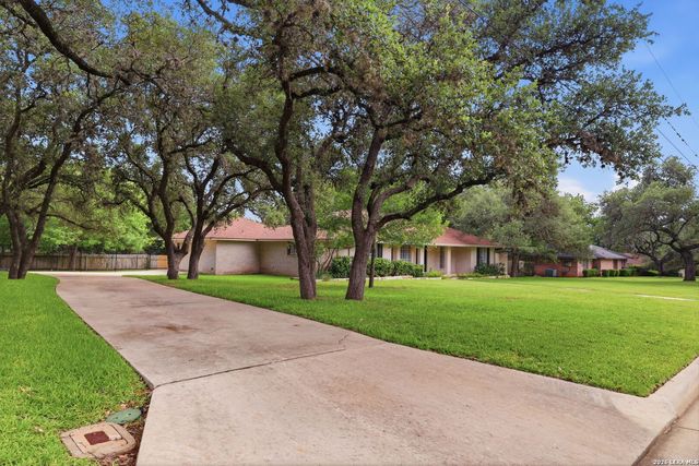 224 Sagecrest Dr, San Antonio, TX 78232
