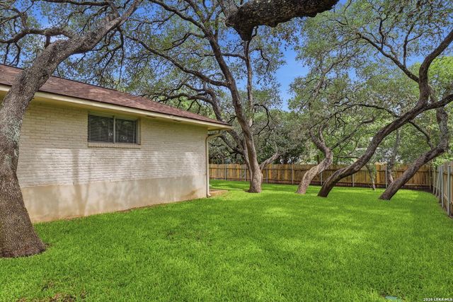 224 Sagecrest Dr, San Antonio, TX 78232