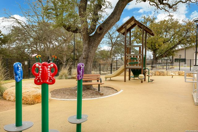 224 Sagecrest Dr, San Antonio, TX 78232