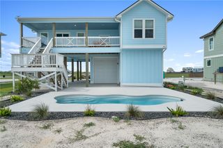 1509 Cape Velero Dr, Rockport, TX 78382