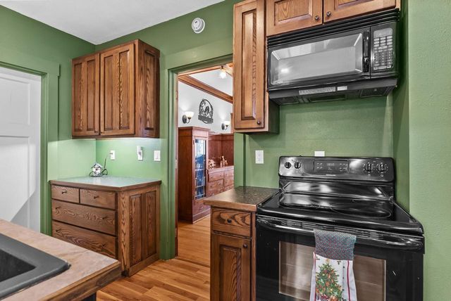 1617 Madison STREET, Manitowoc, WI 54220