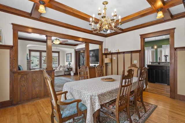 1617 Madison STREET, Manitowoc, WI 54220