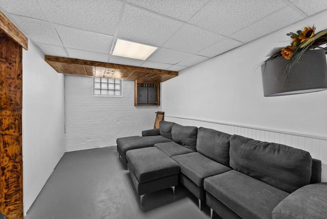 1617 Madison STREET, Manitowoc, WI 54220