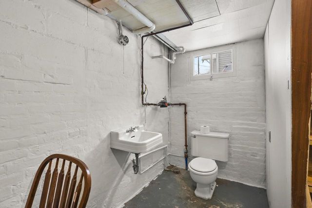 1617 Madison STREET, Manitowoc, WI 54220