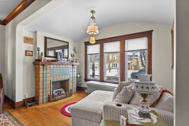 1617 Madison STREET, Manitowoc, WI 54220