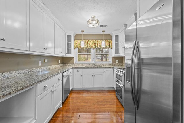 108 Coy Court, Summerville, SC 29486