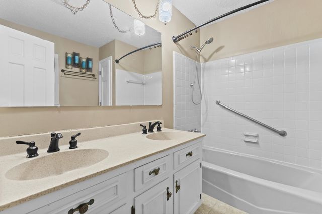 108 Coy Court, Summerville, SC 29486