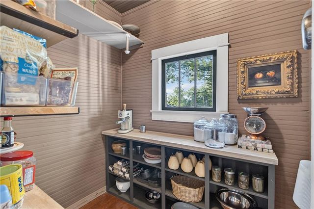 6 Vance Circle, Lexington, NC 27292