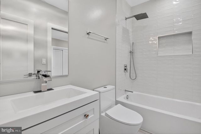 3712 13TH ST NW, Washington, DC 20010