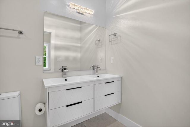 3712 13TH ST NW, Washington, DC 20010