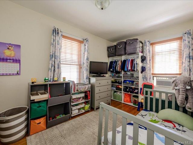 721 Edison Avenue, Bronx, NY 10465