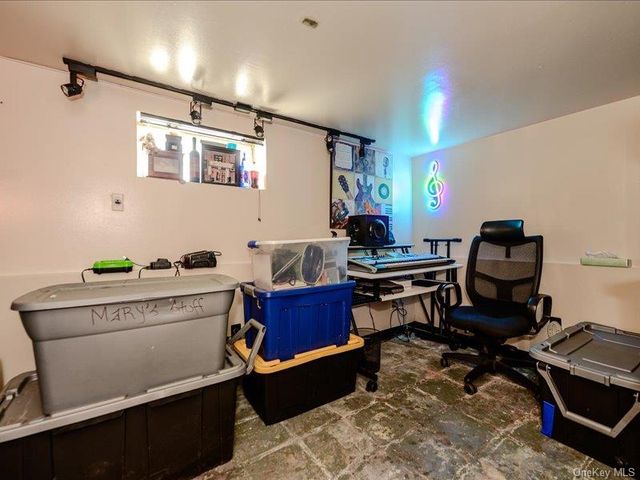 721 Edison Avenue, Bronx, NY 10465