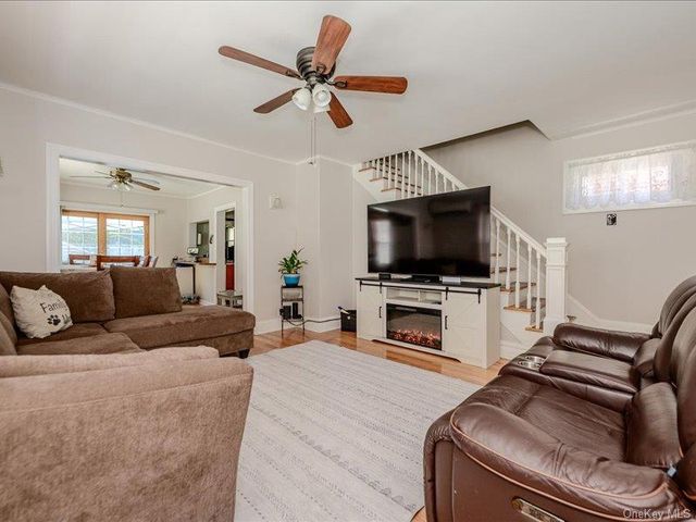 721 Edison Avenue, Bronx, NY 10465