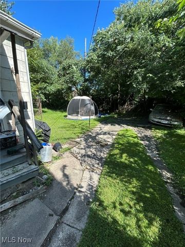 6150 Morton Avenue, Cleveland, OH 44127