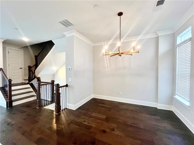 579 Broadview Place NE, Atlanta, GA 30324