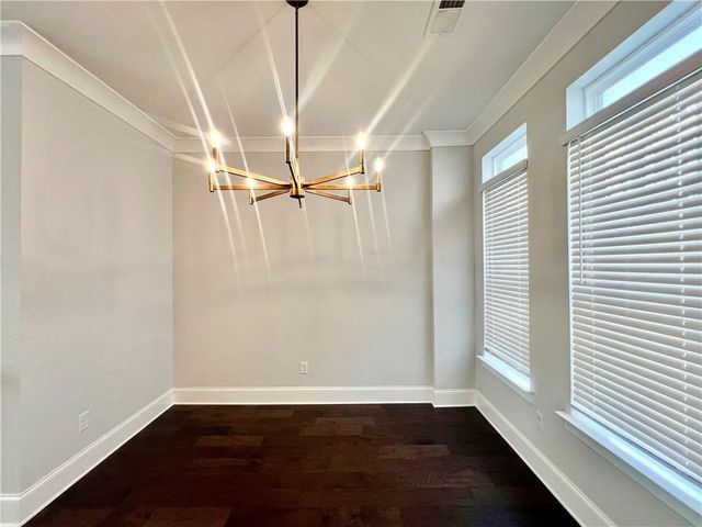 579 Broadview Place NE, Atlanta, GA 30324