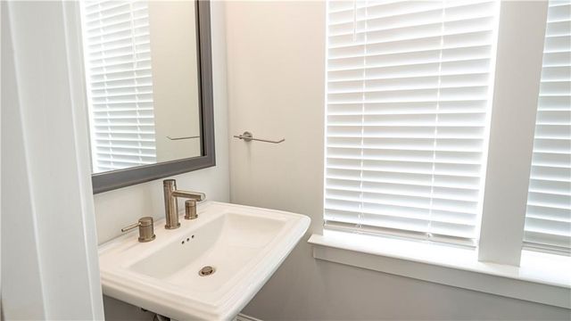 579 Broadview Place NE, Atlanta, GA 30324