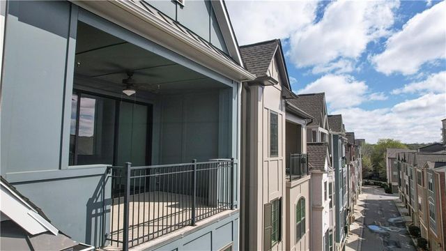 579 Broadview Place NE, Atlanta, GA 30324