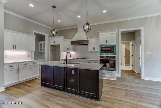 9072 Treadway Creek, Hernando, MS 38632