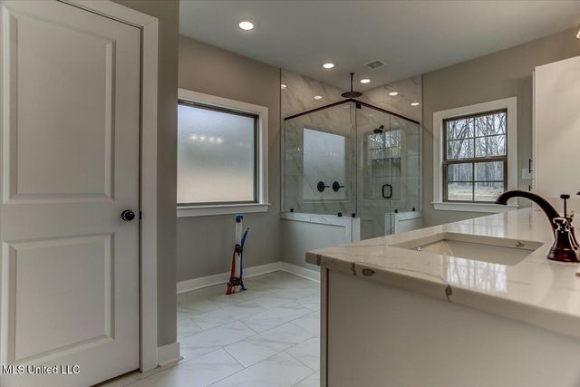 9072 Treadway Creek, Hernando, MS 38632