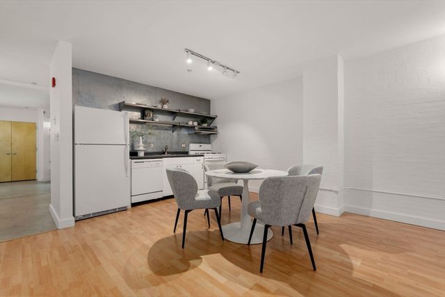 42 Chauncy Street 4C, Boston, MA 02111