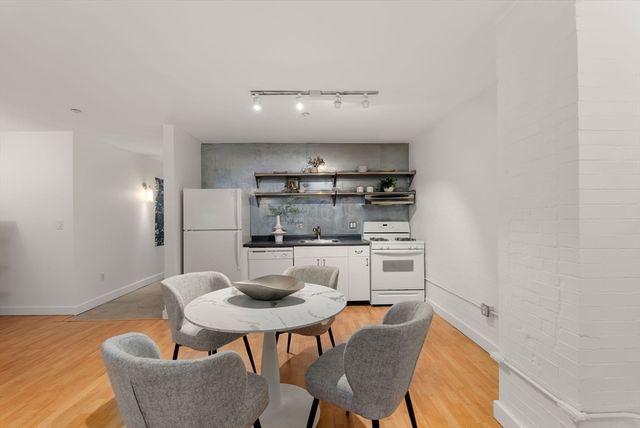 42 Chauncy Street 4C, Boston, MA 02111