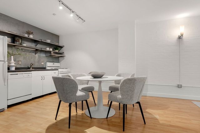 42 Chauncy Street 4C, Boston, MA 02111