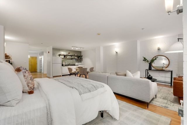 42 Chauncy Street 4C, Boston, MA 02111